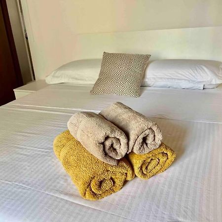Suite In Bg Centro Con Netflix Bergamo Exterior photo